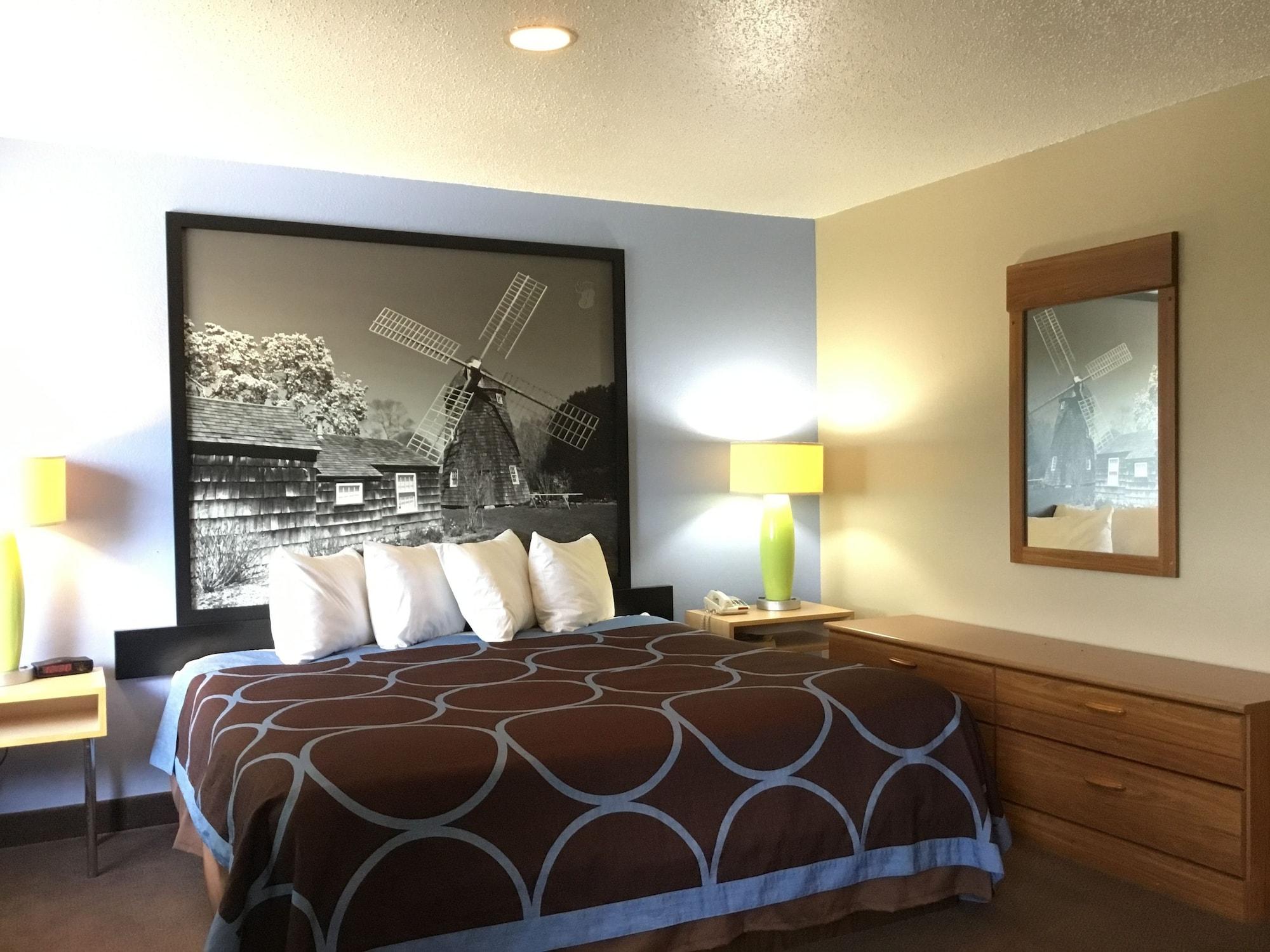 Super 8 By Wyndham Newburgh/West Point Stewart Intl Airport Motel Exterior foto