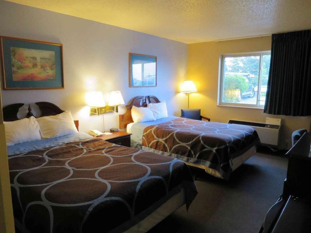 Super 8 By Wyndham Newburgh/West Point Stewart Intl Airport Motel Exterior foto