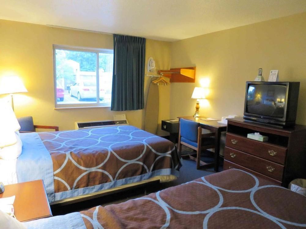 Super 8 By Wyndham Newburgh/West Point Stewart Intl Airport Motel Exterior foto